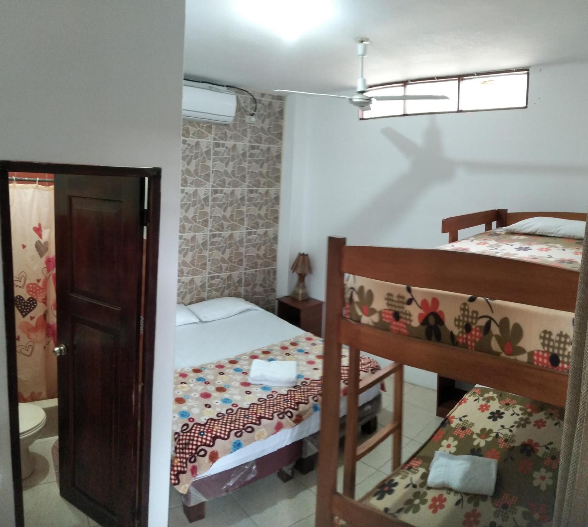 Hostal Casa Taisha Монтаньита Экстерьер фото