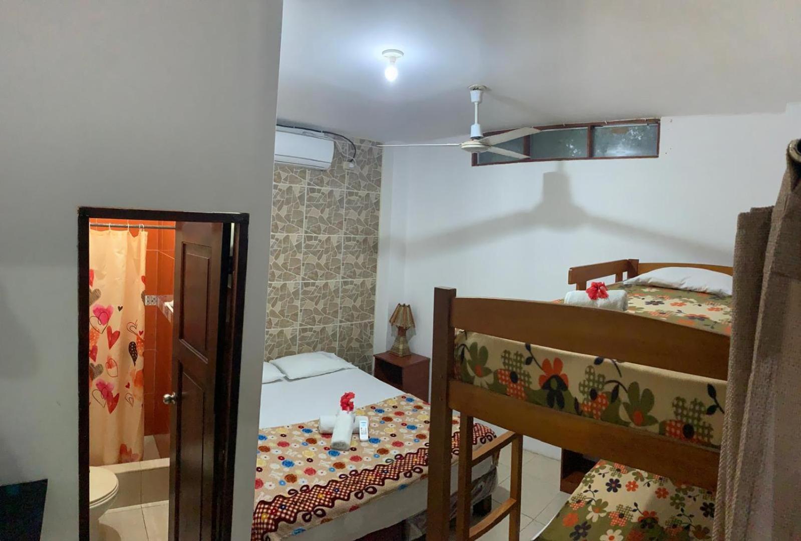 Hostal Casa Taisha Монтаньита Экстерьер фото