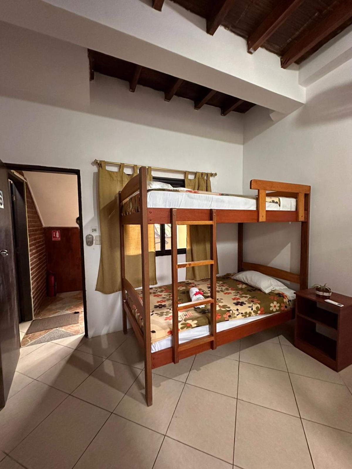 Hostal Casa Taisha Монтаньита Экстерьер фото