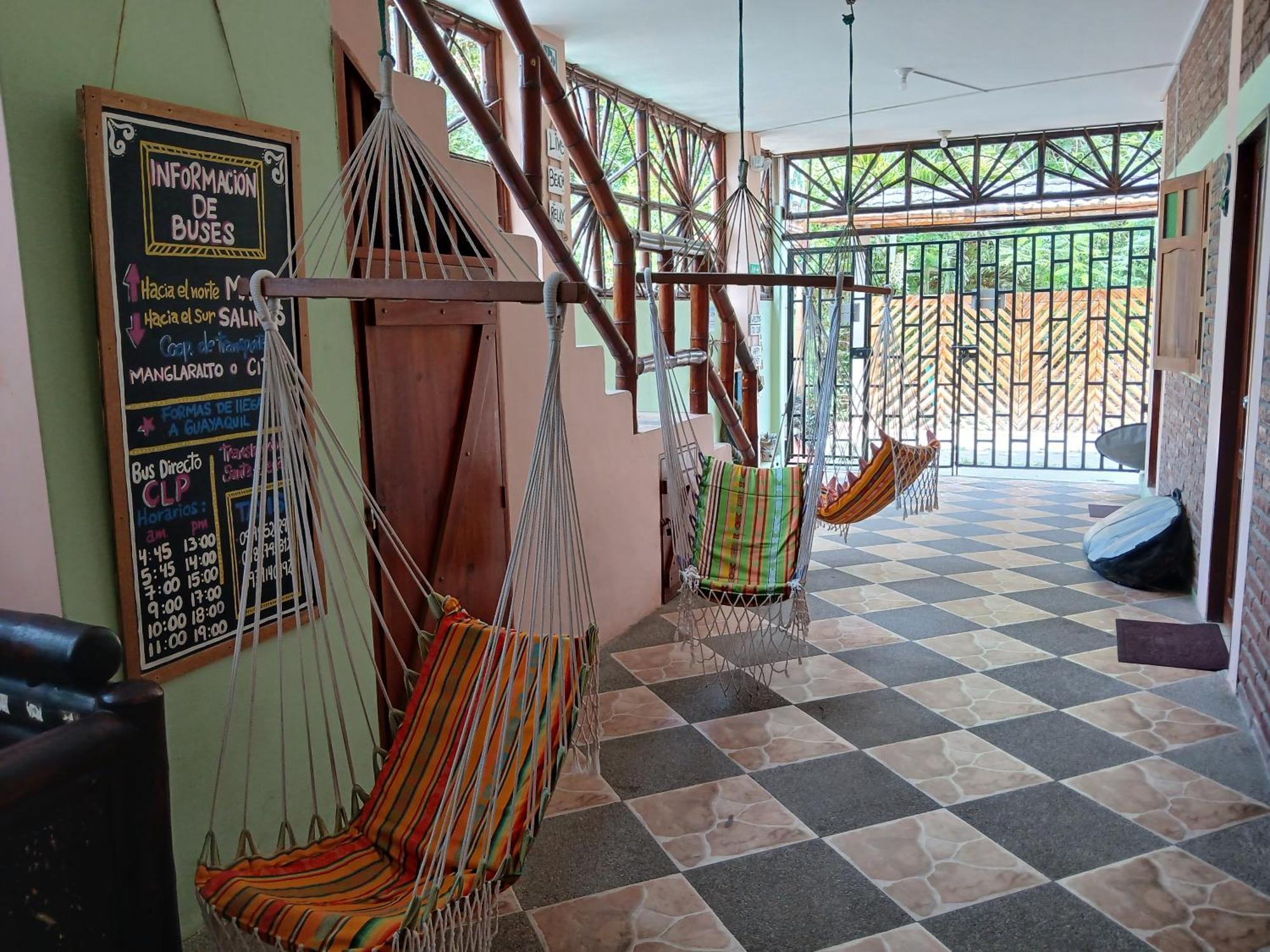 Hostal Casa Taisha Монтаньита Экстерьер фото